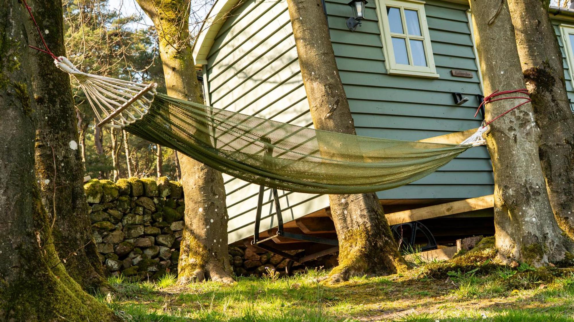 Lavender Retreat With Private Hot Tub Konuk evi Upper Hulme Dış mekan fotoğraf